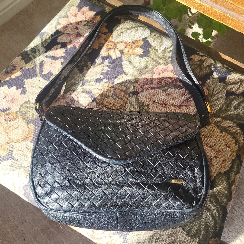 BALLY Black Leather Bag